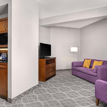 Hilton Garden Inn Calgary Airport Luaran gambar