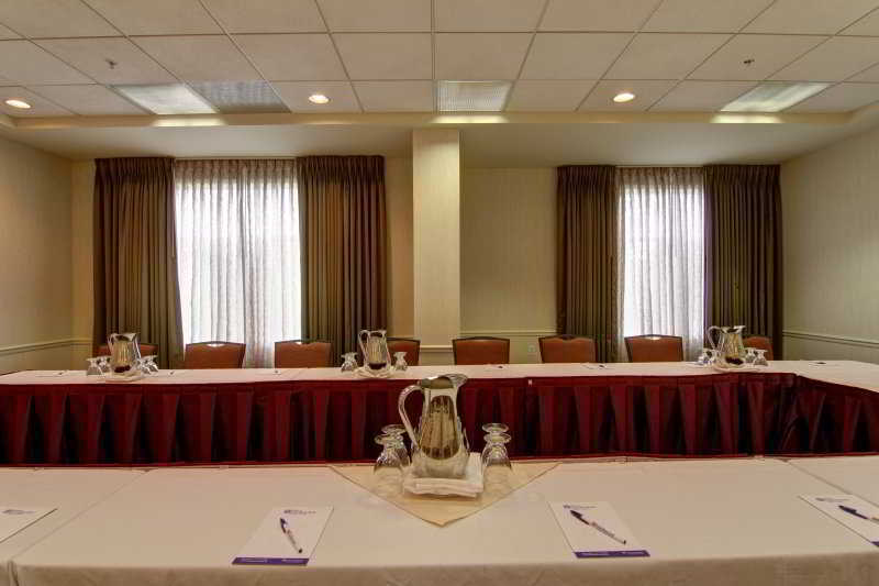 Hilton Garden Inn Calgary Airport Luaran gambar