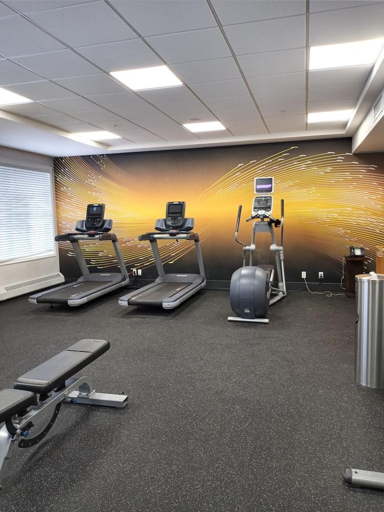 Hilton Garden Inn Calgary Airport Luaran gambar