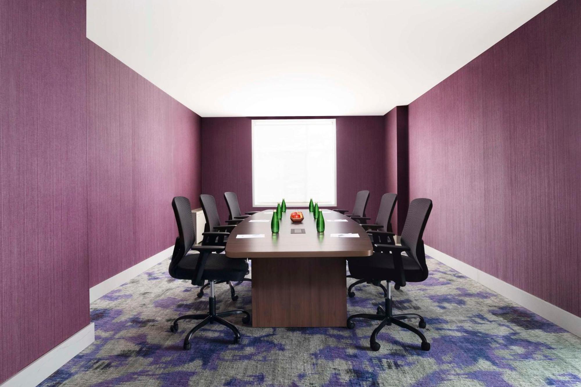 Hilton Garden Inn Calgary Airport Luaran gambar
