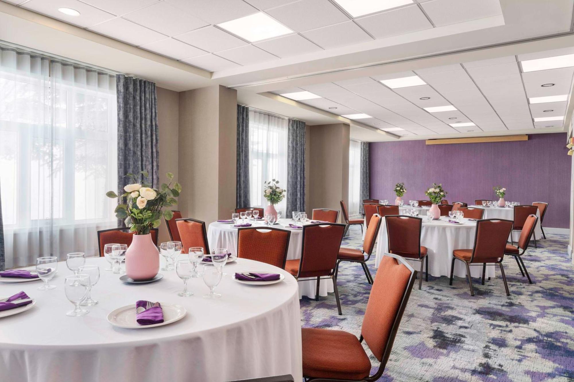 Hilton Garden Inn Calgary Airport Luaran gambar