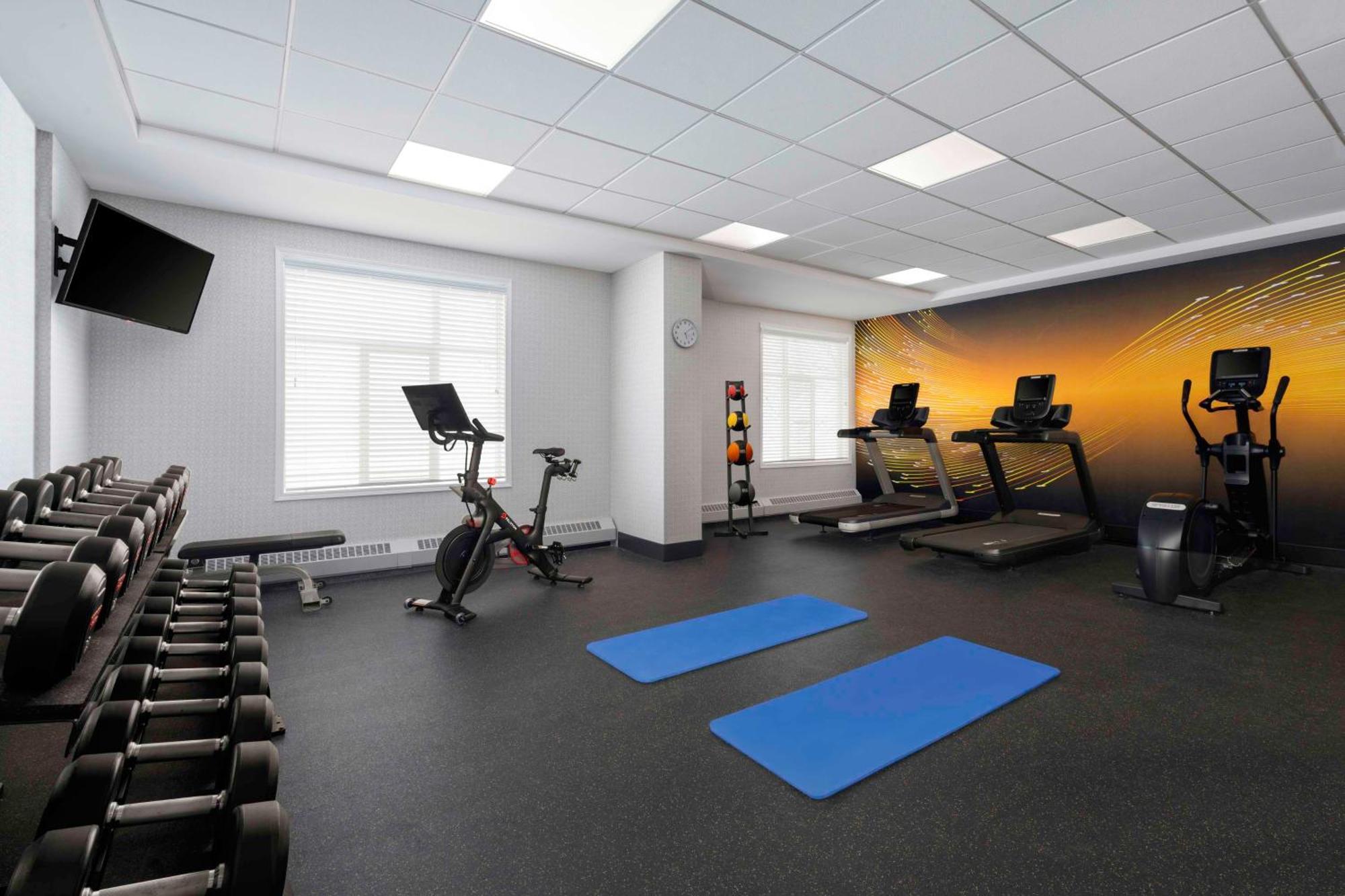 Hilton Garden Inn Calgary Airport Luaran gambar