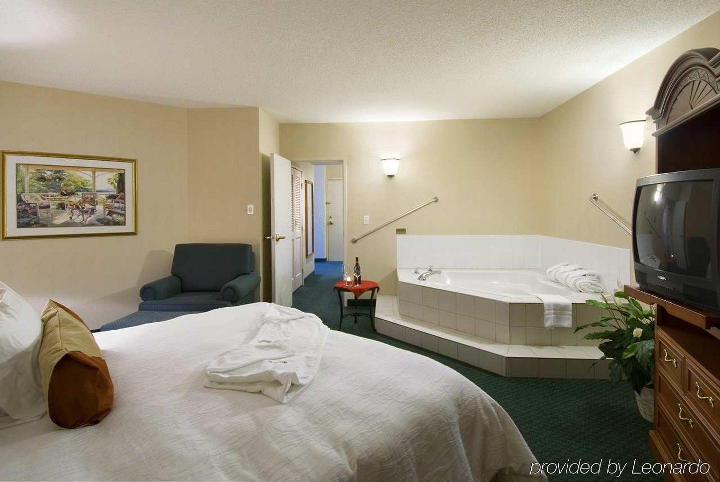 Hilton Garden Inn Calgary Airport Bilik gambar