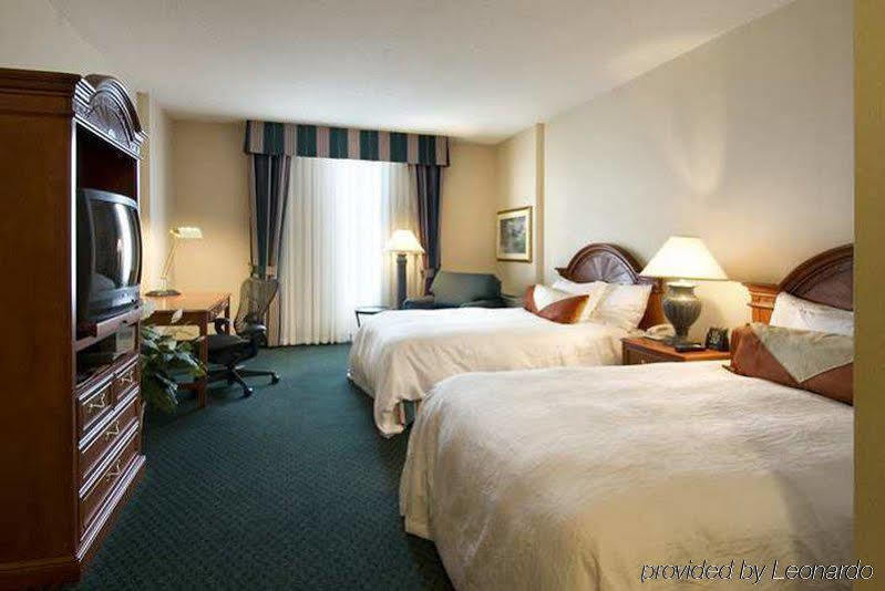 Hilton Garden Inn Calgary Airport Luaran gambar